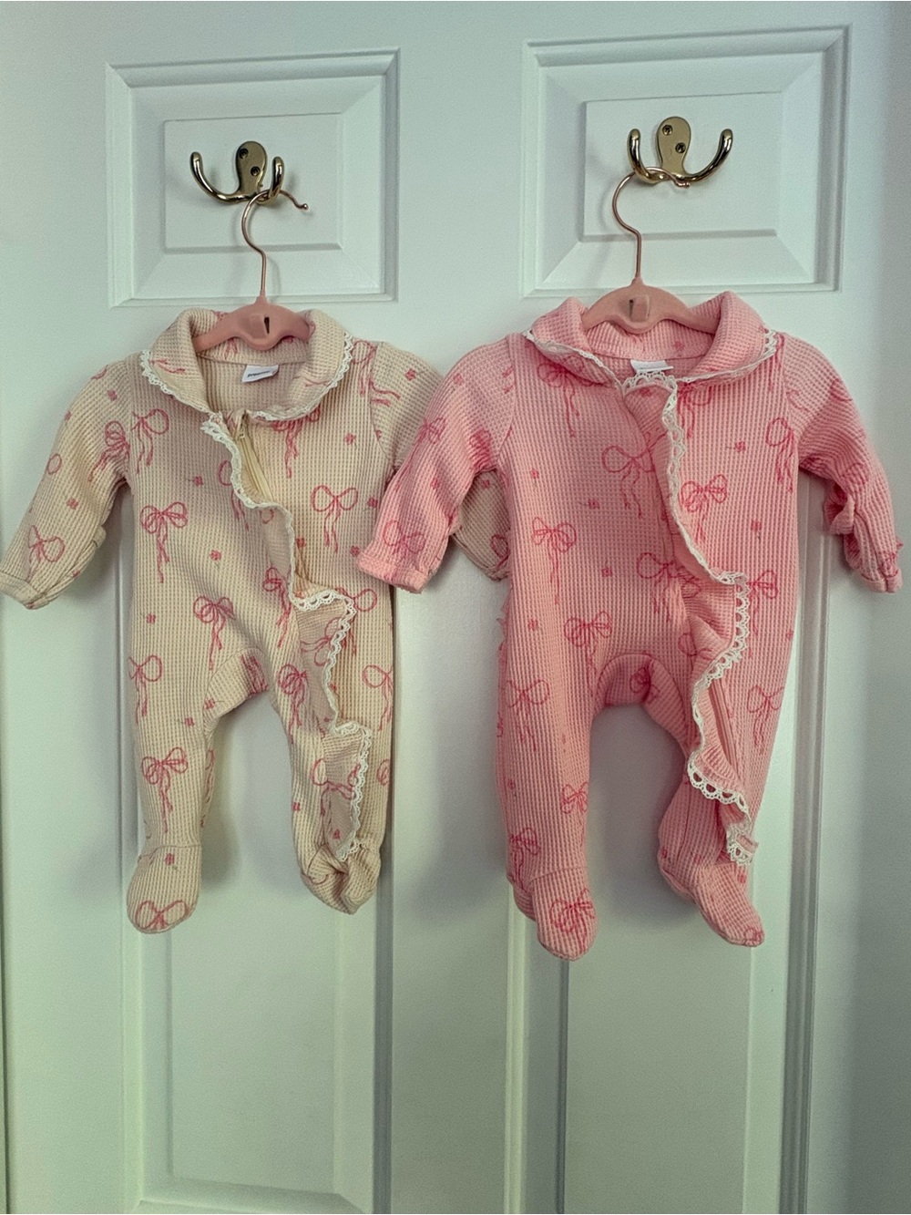 *TWINS* four twin outfits - Picture 5 of 6